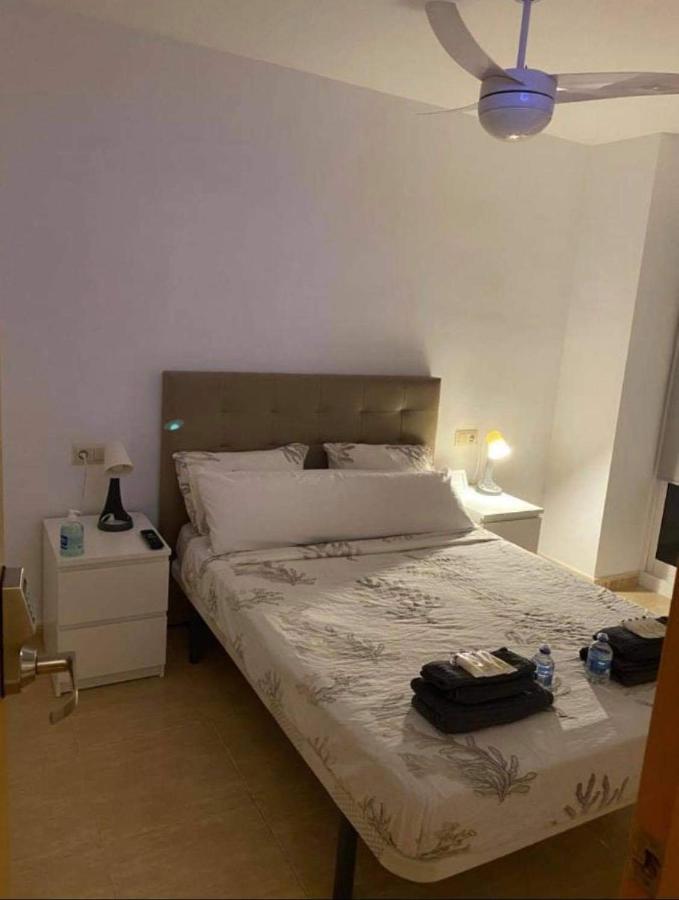 Habitacion Doble In My Apartament At The Beach บาเลนเซีย ภายนอก รูปภาพ